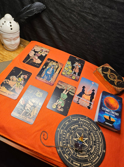 LovelyDee’s Full Clarity Spread – 6 Cards + Oracle Insight
