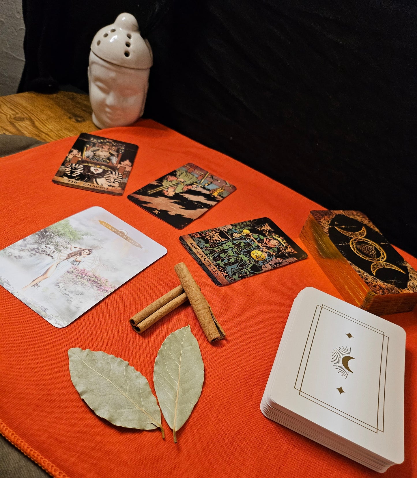 LovelyDee’s 3-Card Clarity Reading – Straight to Your Inbox